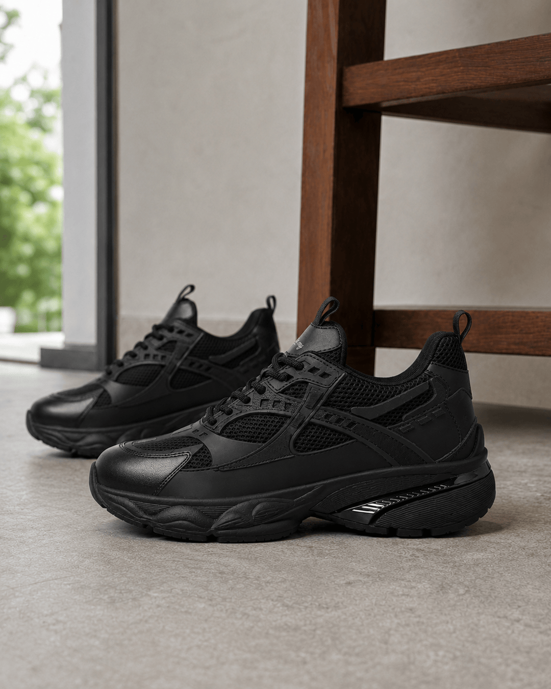 Ratio Shadow Runner 7CM Black